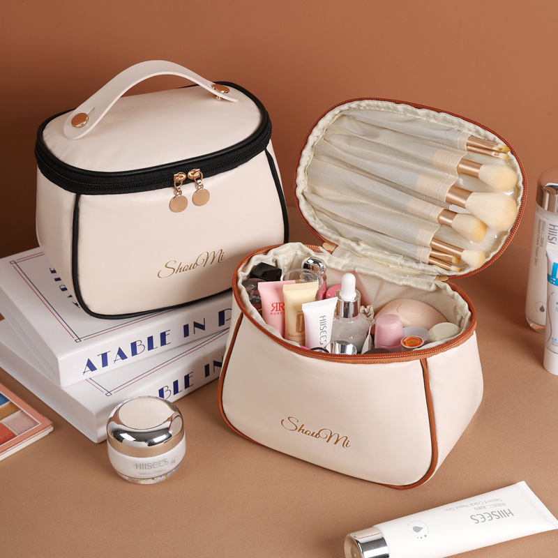 Bolsa de Maquiagem de Grande C - Skincare D'Alba avaliação e preço