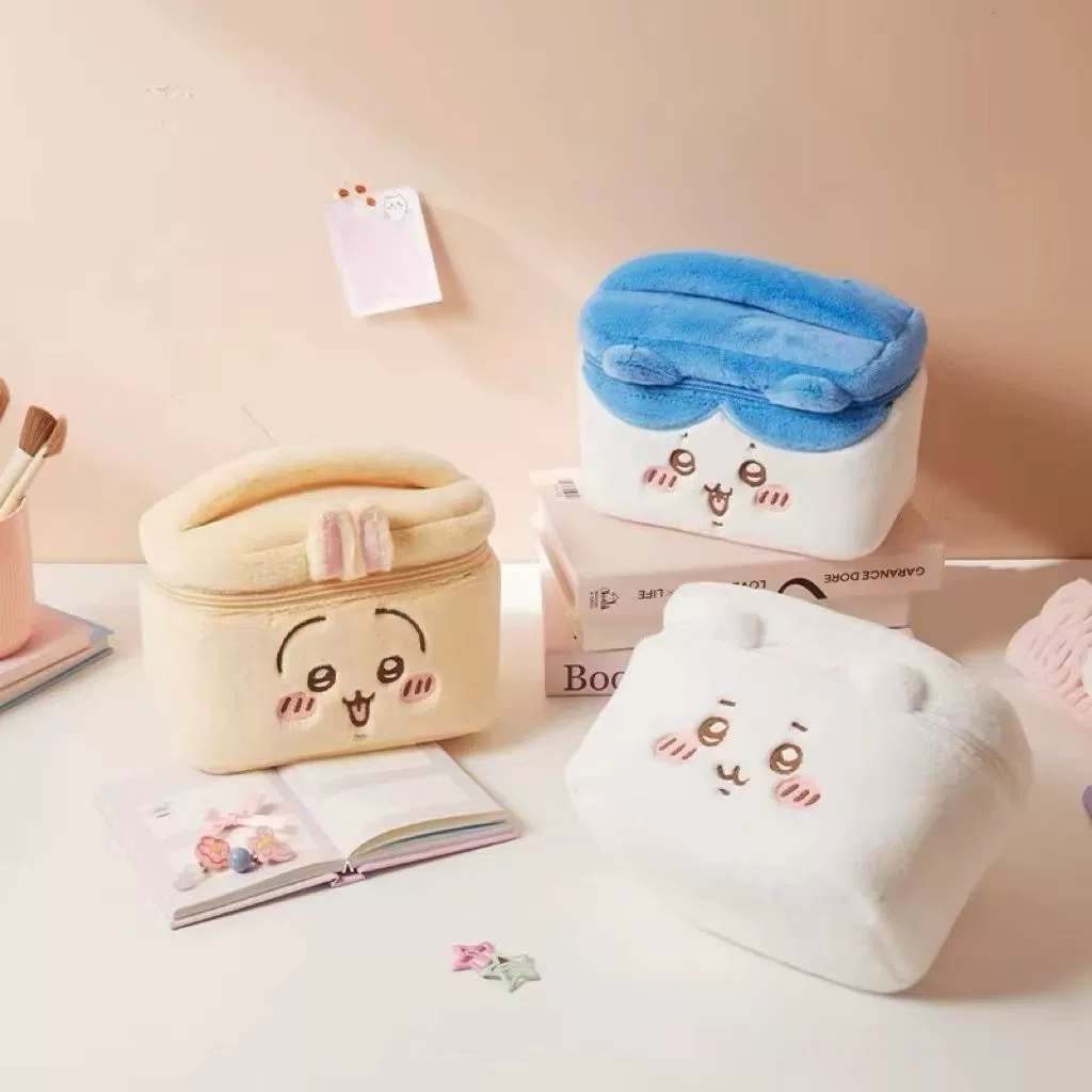 Bolsa de Maquiagem de Pelúcia  - Skincare D'Alba avaliação e preço